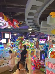 -卡通尼乐园(龙湖六合天街店)
