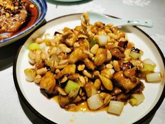 宫爆鸡丁-雲蜀龙阁·金牌水煮鱼(方庄店)