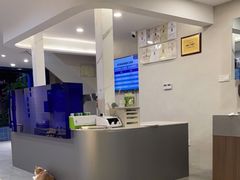 -伟伟宠物医院·CT影像中心·瑞派犬猫综合性门诊(汉口总院)