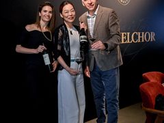 -新荣记(BFC外滩金融中心店)