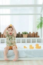 -苹果树儿童摄影工作室