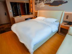 -爱舍海岸酒店(香港中路五四广场店)