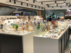 -宏宇眼镜蔡司依视路折扣店(兆佳眼镜城店)