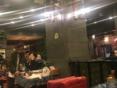 -愉肴麻辣香锅(中山路店)