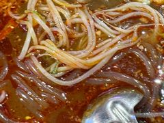 -爆炸头阿姨小四川正宗川味小吃(无任何分店)
