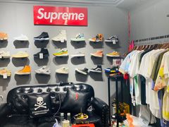 -优衣库(红谷滩万达店)