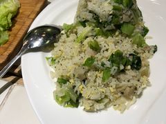 青柠鸡肉蔬菜炒饭-越弥越南传统美食馆