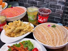 -辣莊重庆老火锅(威海高铁站韩乐坊店)
