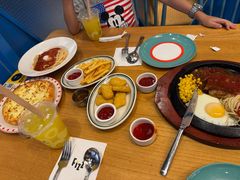 -菲滋意式餐厅(金华银泰城店)