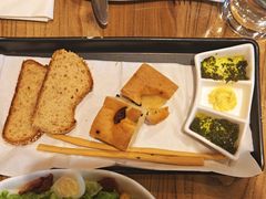餐前面包棍-安妮意大利餐厅(世贸天阶店)