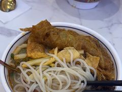 -弘束束柳州深巷螺蛳粉(珠江路店)