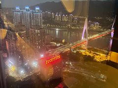 -Ting无边际江景酒店(重庆解放碑云端之眼店)