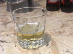 -简奥斯汀·赫本酒吧