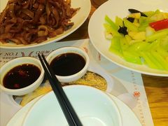 -顺风汤馆·广府粤菜(江宸天街店)