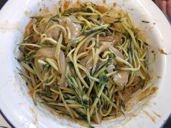 麻酱拉皮-老码头黑皮肘子锅包肉熏酱水饺(文政街店)