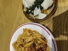 -三好食堂(煎饺·馄饨·肉饼米线·盛世广场店)