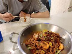 -张大师鸭爪爪特色干锅(南湖店)