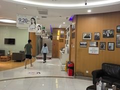 -雅悦齿科(顾村公园店)