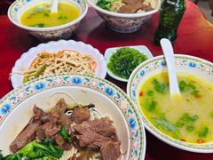 -金杨拉面王小吃面馆·牛三宝面·红烧牛肉粉
