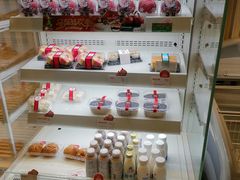 自助取餐区-85度C(上海仓汇路店)