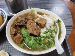 牛腩汤河-珍珍小食店(西华路店)