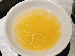 银耳汤-鲜潭蒸汽石锅鱼(五道口购物中心店)
