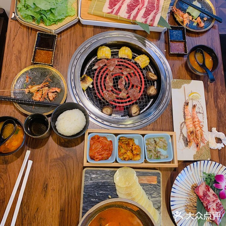 打卡滨江网红日式烧烤店