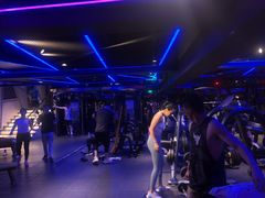 -W FITNESS 威尔仕健身·游泳(老西门新苑店)