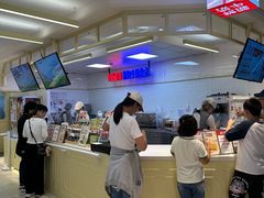 -红星前进面包牛奶公司(君太店)