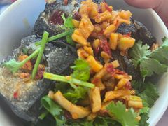 -黑色经典臭豆腐·湖南特产(步行街店)