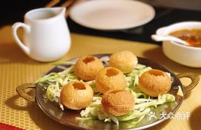 Crispy Hollow Balls