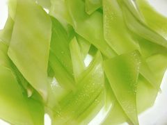 莴笋-贵府酸汤牛肉火锅·贵州老字号(飞山街店)