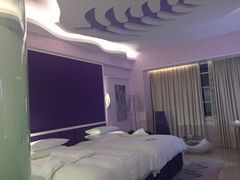 -广州花之恋城堡酒店