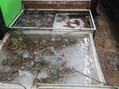 -拉威海鲜市场