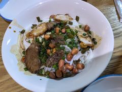 -牛八宝桂林米粉(八里庄店)