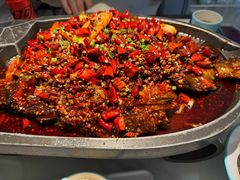 -江边城外烤全鱼(世茂广场店)