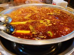 -肖肖酸萝卜鱼火锅(总店)