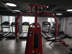 -越·健身工作室(华尔兹广场写字楼B栋店)