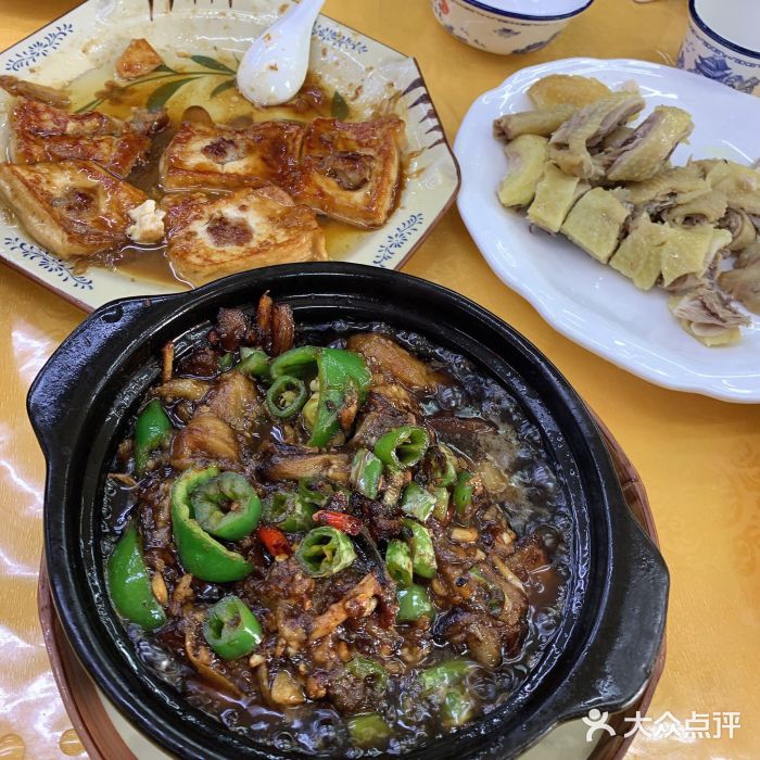 紫金客家菜·石锅猪肚鸡(十年店)客家酿豆腐图片
