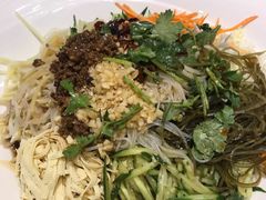 -老码头黑皮肘子锅包肉(赣水路店)