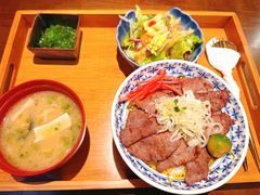 -一豚轩·烧鸟·豚骨拉面(五四路店)