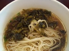 -朱鸿兴面馆(镇湖店)