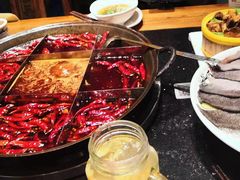 -纸盐河码头火锅(十八梯店)