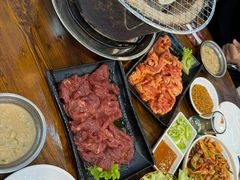 -韩风烤牛肉冷面店