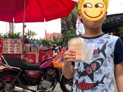 -詹爷爷乌节路街头冰淇淋