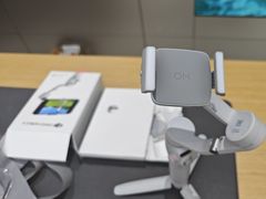 -DJI大疆(深圳华强北曼哈授权体验店)