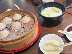 -玖鲜小笼(中山广场店)