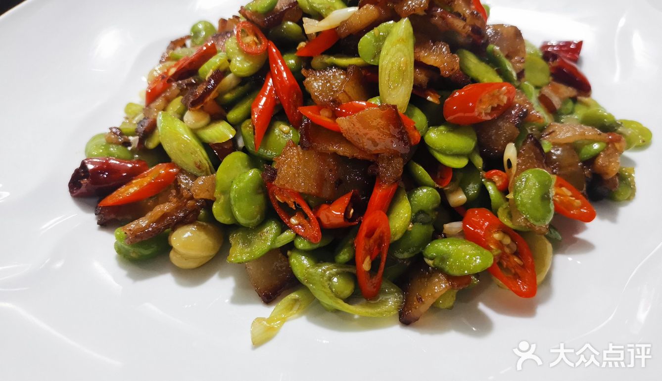 每一口都仿佛 是大海的馈赠。这些食材不仅鲜活无比