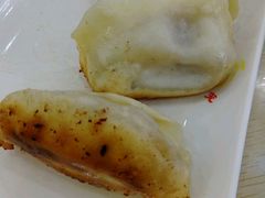 -珊珊小笼馆(仙霞路店)