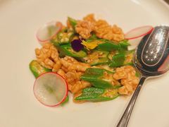 -海派悦庭·海胆烧麦·新融合菜(凯德广场店)